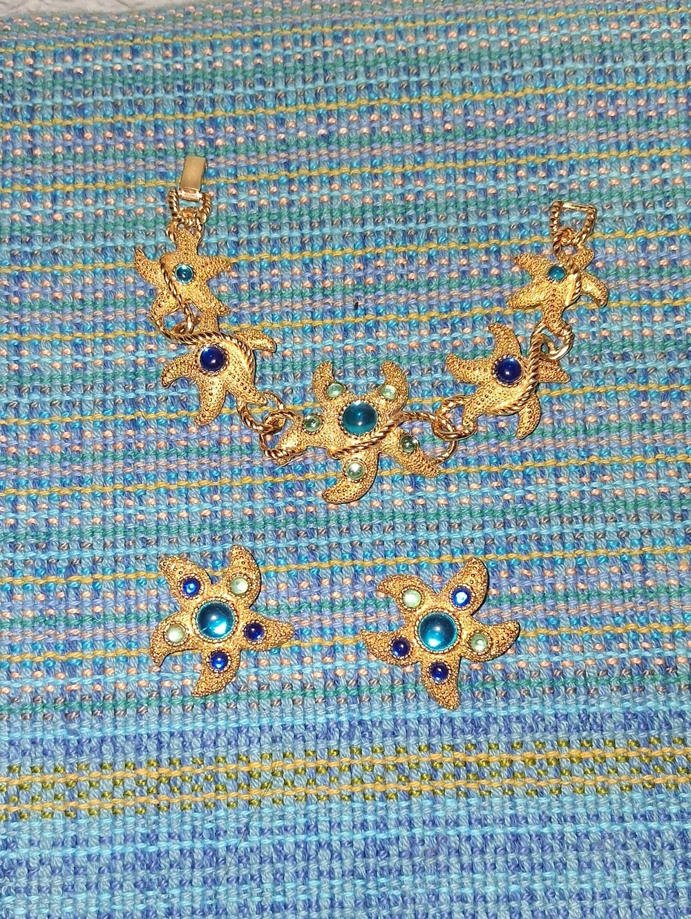 Gold Starfish Necklace and Earrings Set with Blue Accents New Not Tag!